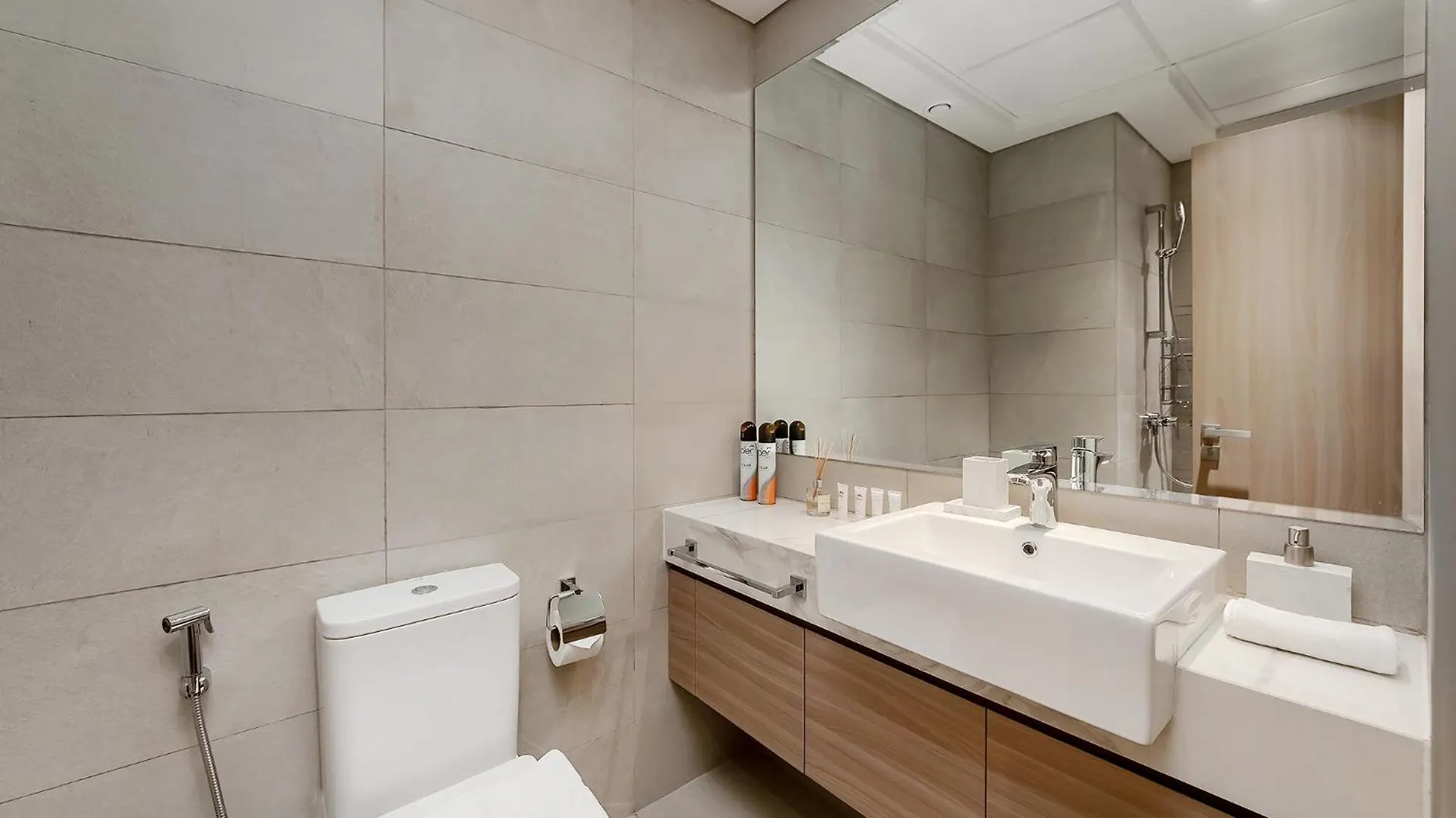 New Stylish Studio In Azizi Riviera Apartment Dubai